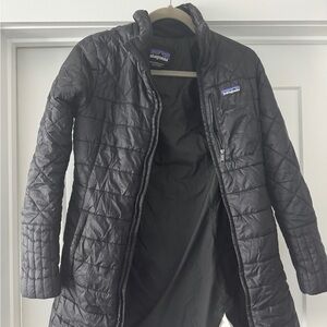 Patagonia Black Puffer Jacket with Insulated Padding
